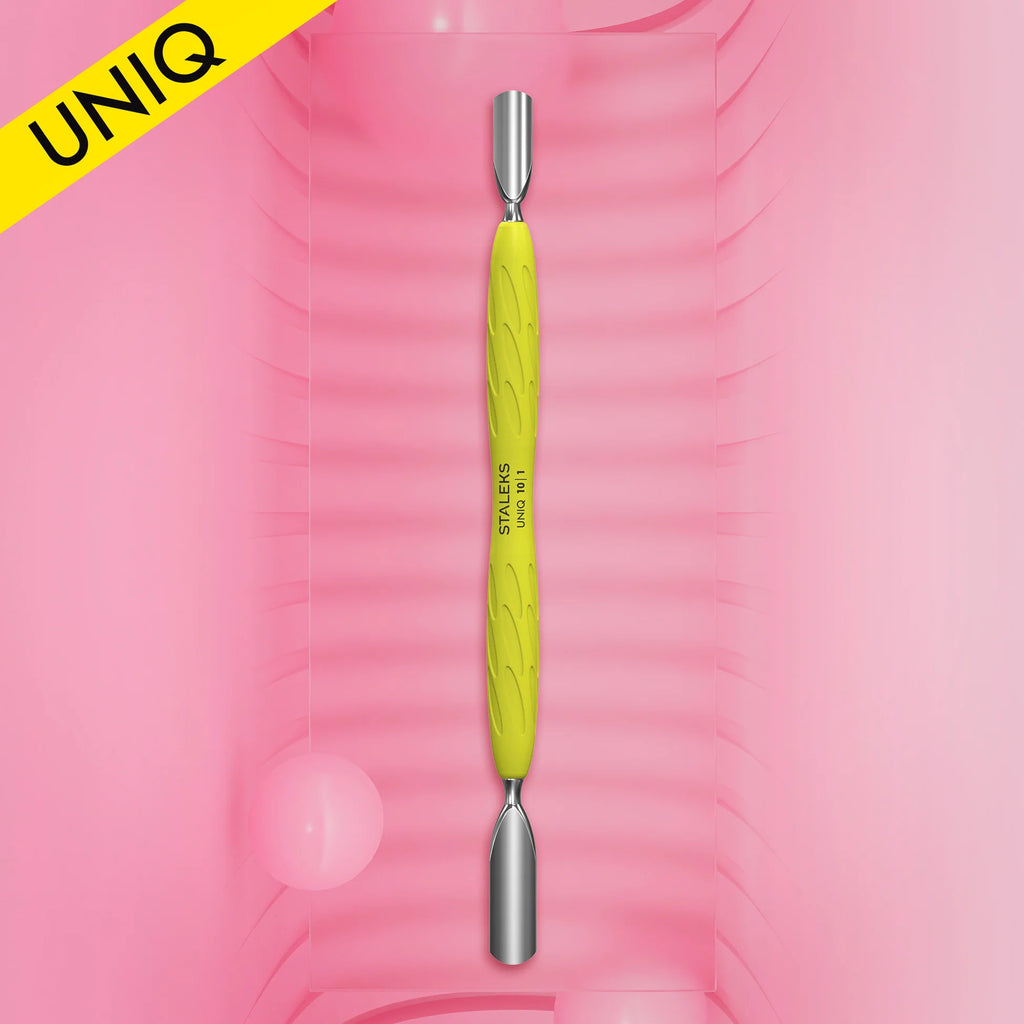 STALEKS PRO UNIQ SPATOLA PER MANICURE CON MANIGLIA IN SILICONS «GUMMY» PQ-10/1Y
